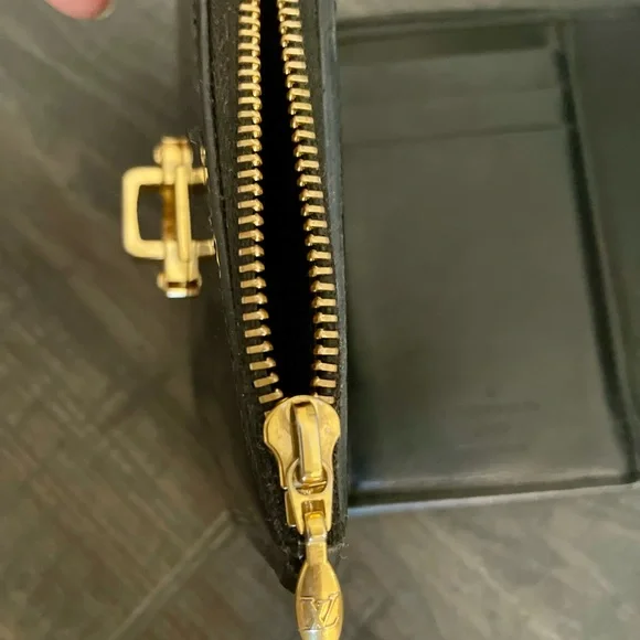 Louis Vuitton Patent Mono Compact Wallet - Picture 5 of 15